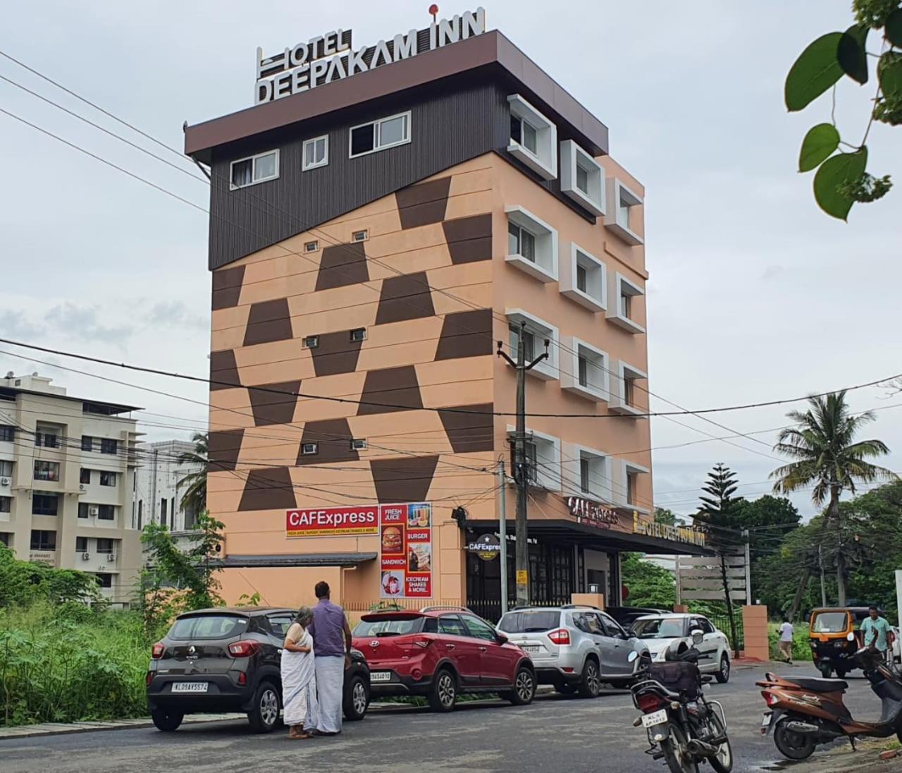 Hotel Deepakam Inn Palakkad Extérieur photo