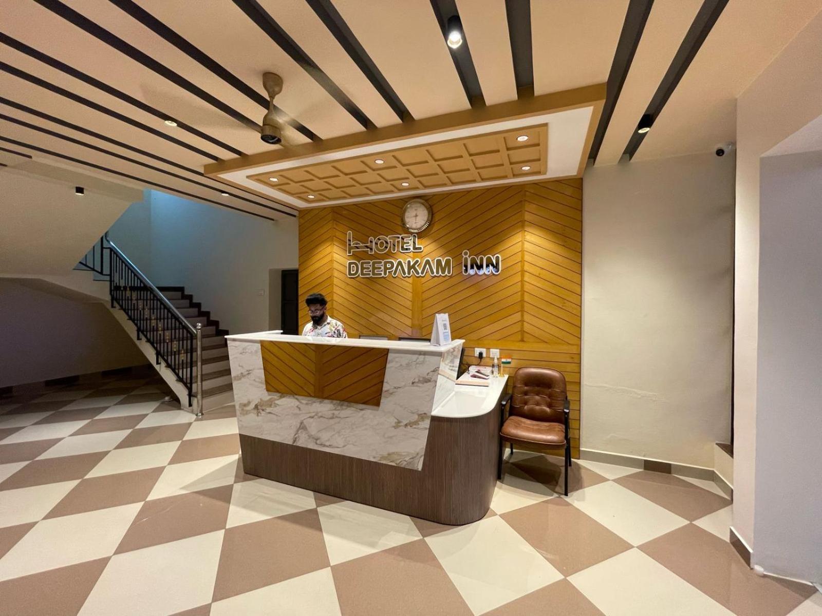 Hotel Deepakam Inn Palakkad Extérieur photo